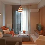 Central Artistic 2-bedroom 79sqm *