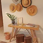 Central Artistic 2-bedroom 79sqm