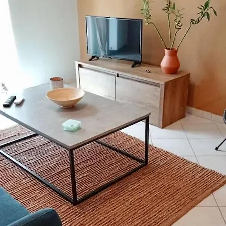 Appartement Central Artistic 2-bedroom 79sqm Tripoli