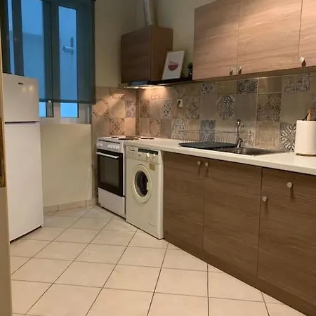 Central Artistic 2-bedroom 79sqm * Tripoli