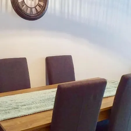 Apartament Central Artistic 2-bedroom 79sqm Tripoli