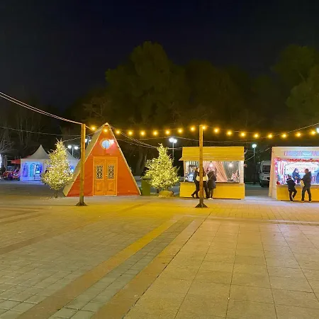 Central Artistic 2-bedroom 79sqm Apartament